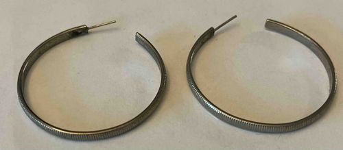 Silver-Toned Reeded Hoop Earrings