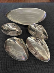 Silver-Toned Shell-Shaped Serving Dishes Set