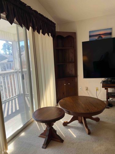 Traditional Two-Piece Pedestal Coffee and Side Table Set