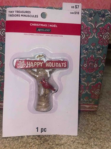Ashland Tiny Treasures Christmas Mini Embellishment - Happy Holidays Sign with Cardinal