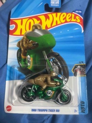 Hot Wheels 1966 Triumph Tiger 100 Motorcycle (Treasure Hunt)