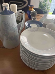 Porcelain Dinnerware Set