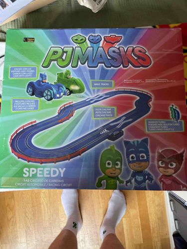 PJ Masks Speedy 1:43 Racing Circuit Slot Car Track Set