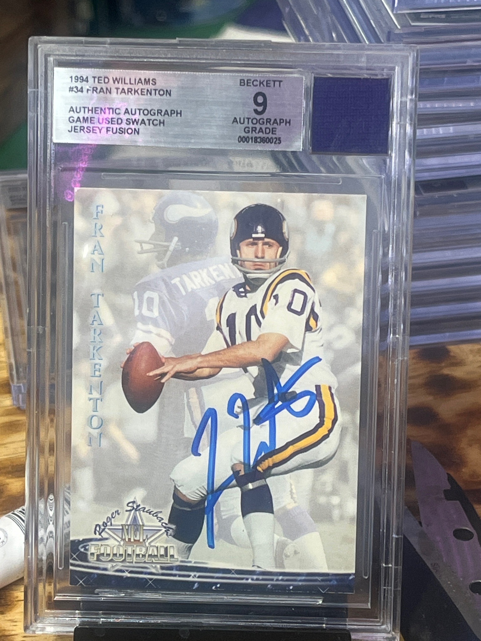 Submitted photo of Fran Tarkenton signed trading card slabbed by Beckett (not authenticated)