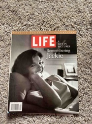LIFE Magazine Special Commemorative Edition: A LIFE IN PICTURES Remembering Jackie