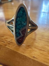 Vintage Mosaic Inlay Split-Shank Ring with Turquoise and Red Stone