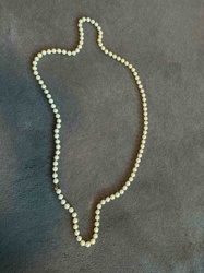 Single Strand Pearl Necklace