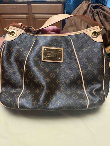 Louis Vuitton Sully MM