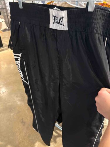 Everlast Black Boxing Trunks / Fight Trousers