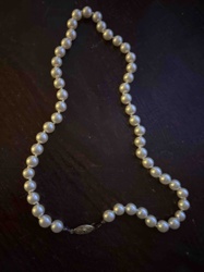 Single Strand Faux Pearl Necklace with Filigree Clasp
