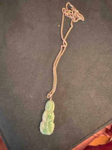 Chinese Jadeite Guanyin Pendant Necklace
