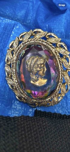 Vintage Gold Tone Cameo Brooch with Iridescent Faceted Stone