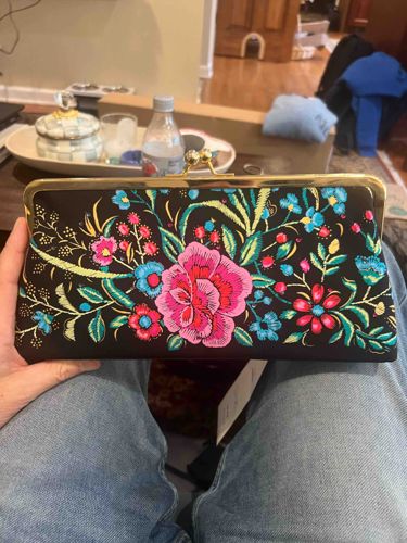 Diane Gilman DG2 Floral Embroidered Kiss-Lock Clutch