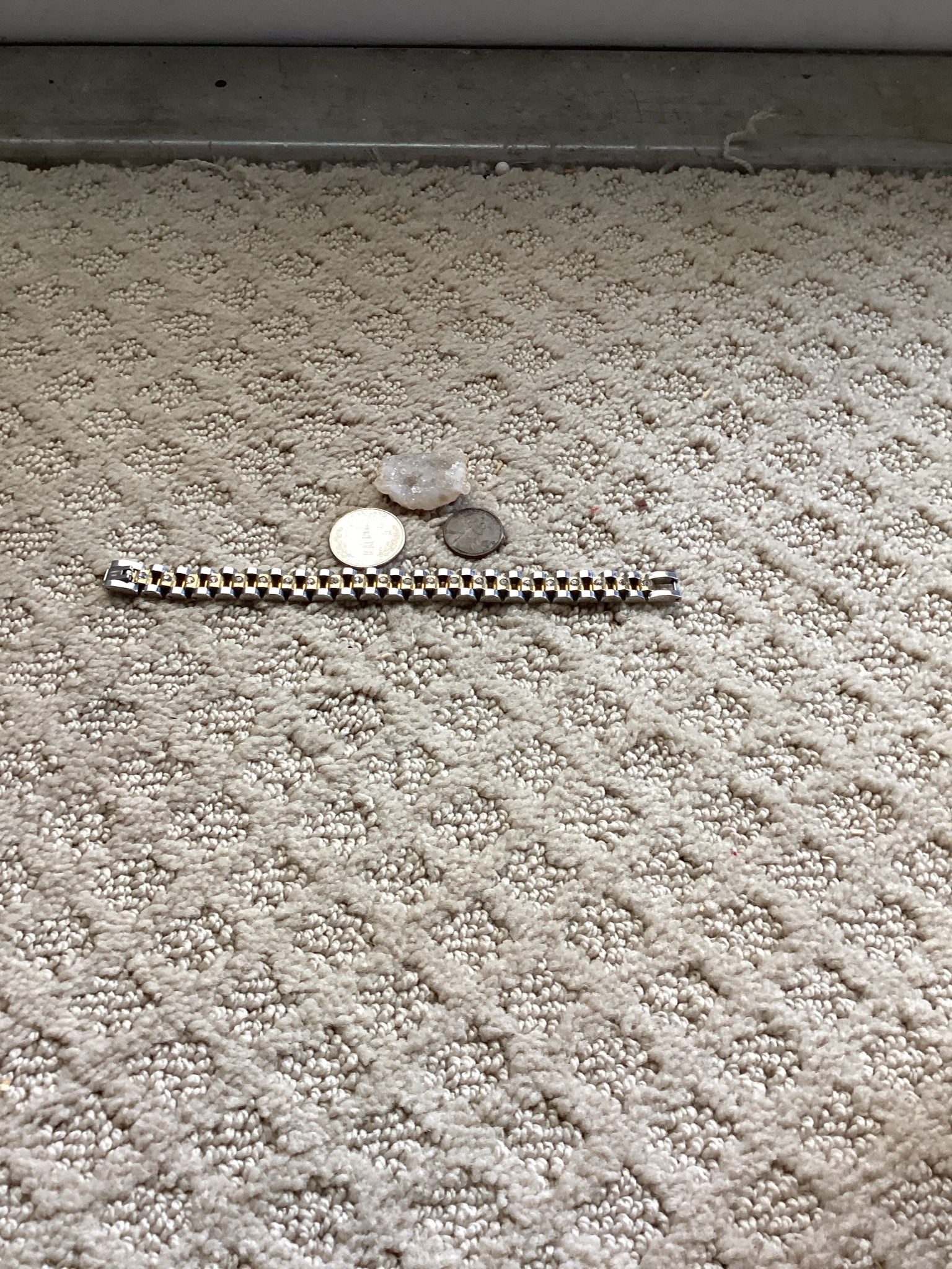 Submitted photo of Two-tone link bracelet (not authenticated)