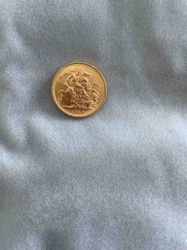 1968 Gold Sovereign Coin