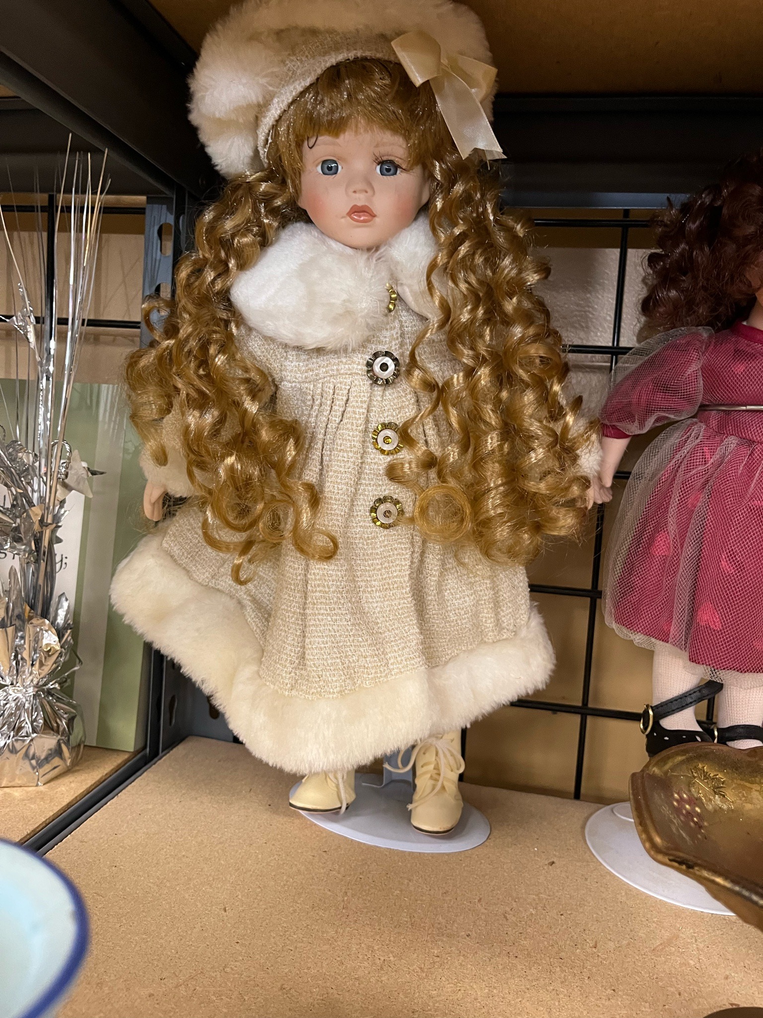 Submitted photo of Porcelain collector doll (unverified)