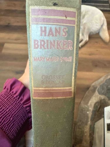 Hans Brinker by Mary Mapes Dodge (Grosset & Dunlap Edition)