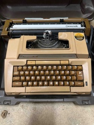Smith-Corona Coronamatic 2200 Typewriter