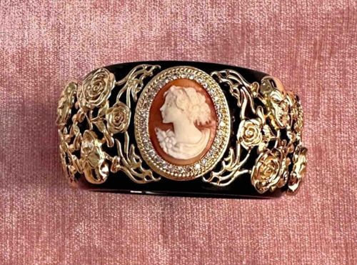 Vintage-Style Shell Cameo and Filigree Cuff Bracelet