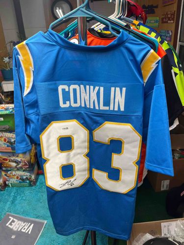 Signed Jack Conklin #83 Los Angeles Chargers Custom Jersey