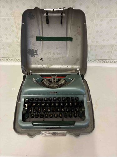 Vintage Portable Typewriter in Case