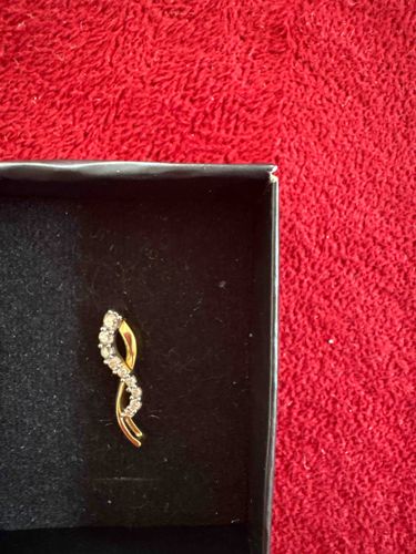 Gold and Diamond/Cubic Zirconia Ribbon Pendant