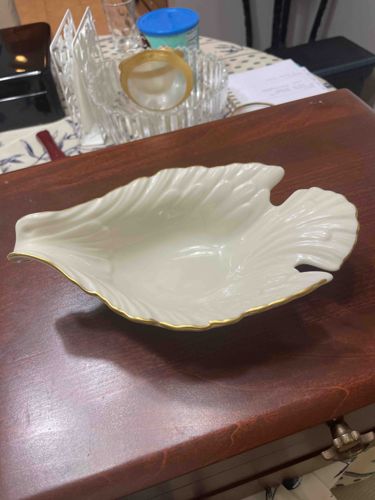 Lenox Porcelain Leaf-Shaped Dish with Gold Trim