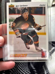 1991-92 Upper Deck Igor Larionov Vancouver Canucks Hockey Card