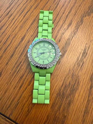 Green Fashion Watch with Rhinestone Bezel