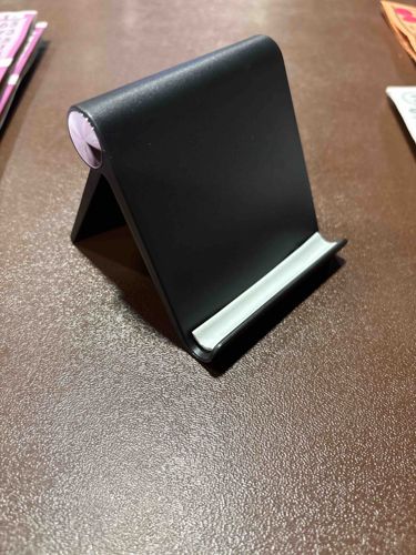 Adjustable Folding Smartphone and Tablet Stand