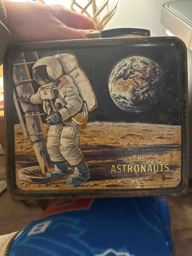 Vintage 'The Astronauts' Aladdin Metal Lunchbox (1970)
