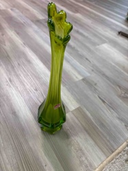 Mid-Century Modern Green Art Glass Vase
