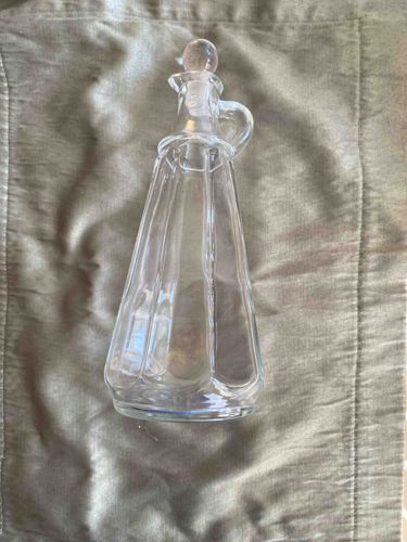 Clear Fluted Glass Cruet with Stopper and Handle