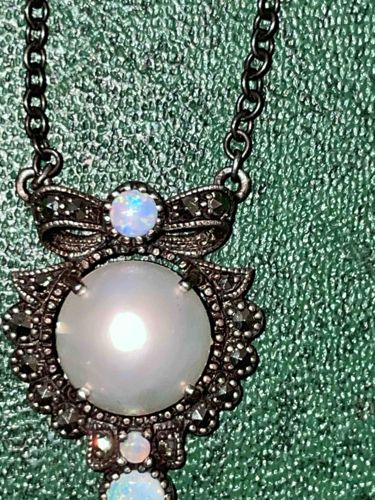 Art Nouveau Style Mother-of-Pearl and Opalite Pendant Necklace with Marcasites