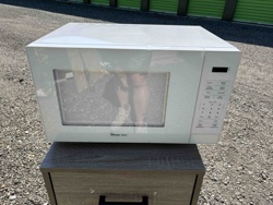 Magic Chef Countertop Microwave Oven