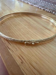 14k Gold Bangle Bracelet