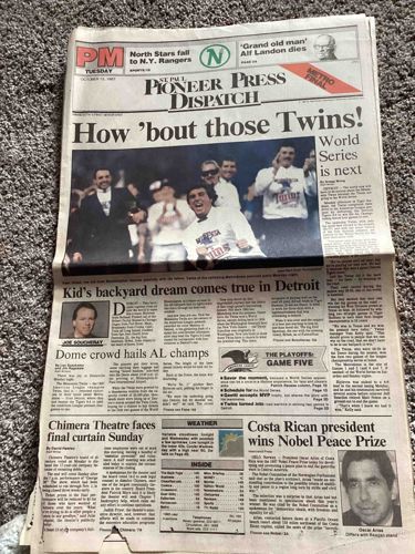 St. Paul Pioneer Press Dispatch Newspaper (October 13, 1987)