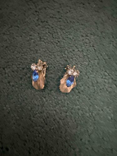 Vintage Gold Tone Blue and Clear Rhinestone Clip-On Earrings