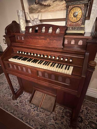 Victorian Era Pump Organ